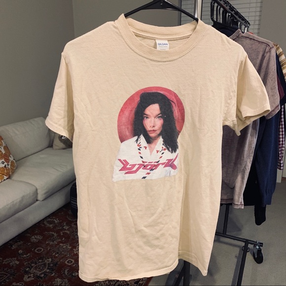 bjork tee